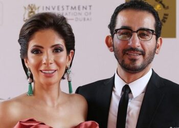 أحمد حلمي بفيلم من تأليفه مع منى زكي