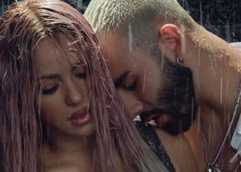 شاكيرا  تتحول إلى حورية بحر في جديدها