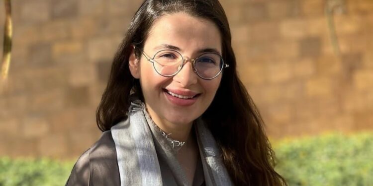 شام الذهبي تثير تساؤلات الجماهير.. والسبب؟