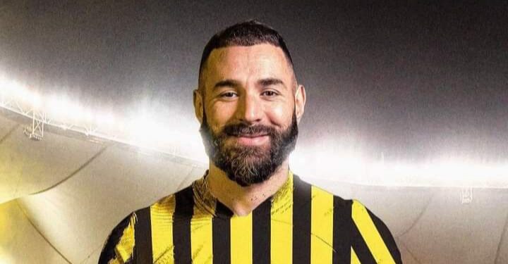 بنزيما يوقع مع الاتحاد السعودي