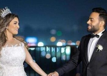 تامر عاشور ينفصل عن زوجته..والسبب!