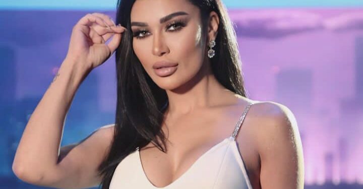 نادين الراسي تشارك لحظاتها العائلية مع والديها