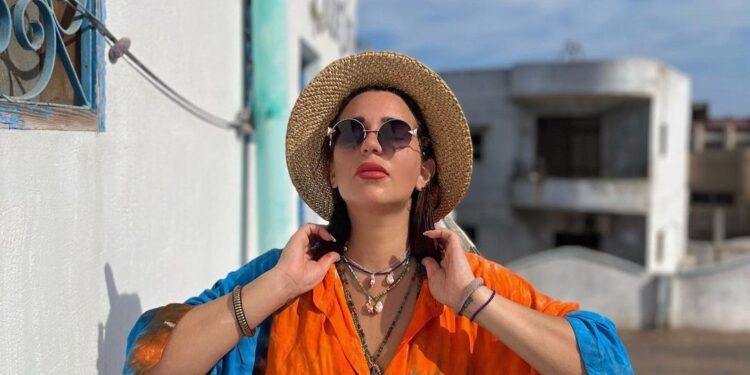 ابنة أسما منير تبدي رأيها بجرأة والدتها