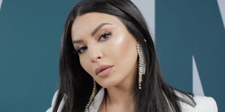 أمل بوشوشة بملامح “المهرج” في ظهورها الأخير