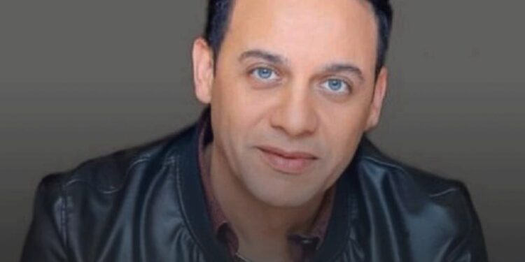 تصاعد حاد لأزمة مصطفى قمر وطارق الشناوي