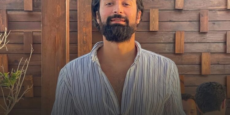 أحمد حاتم في السرداب