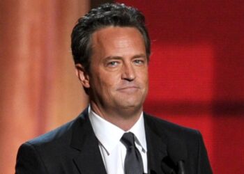 وفاة ماثيو بيري بطل مسلسل friends