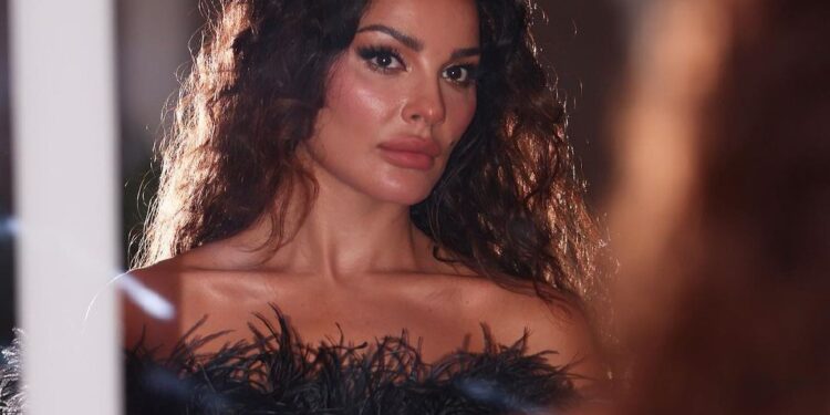 نادين نسيب نجيم تعتذر لجمهورها.. والسبب !