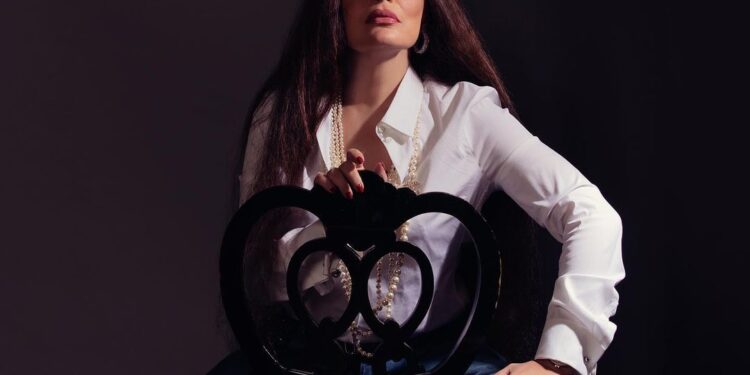 شريهان تهاجم جو بايدن وتقول