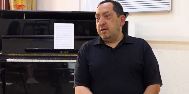 الموسيقار سمير كويفاتي نحو الشفاء