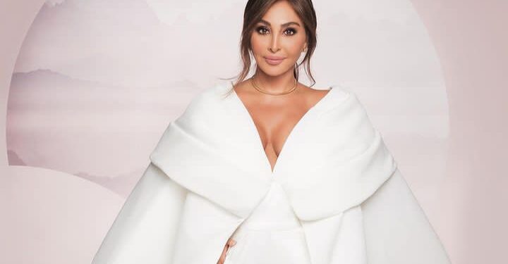 اليسا تكشف سبب تأجيل ألبومها الجديد