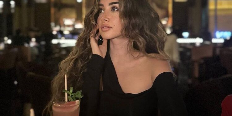 هل تجاوزت هنا الزاهد أزمة طلاقها !؟