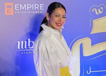 بعد دخولها الكنيسة “لقاء الخميسي” تردّ على المنتقدين