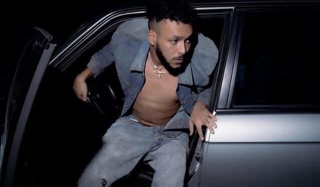 ويجز يعود لدعم فلسطين مجدداَ من كندا !