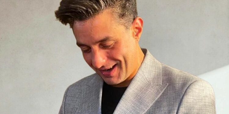 أحمد الفيشاوي يكشف عن بوستر فيلمه الجديد