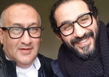 أحمد حلمي يودع شقيقه الكبير “خالد حلمي”