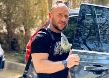 أحمد مكي يعود لعالم السينما بعد غياب