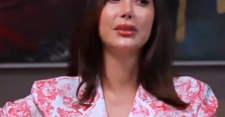 بسمة بوسيل بالبيجاما في برنامج “دقيقة نفهم”