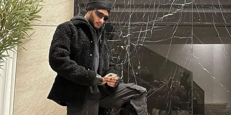 محمد رمضان يستعد لطرح أغنية جديدة