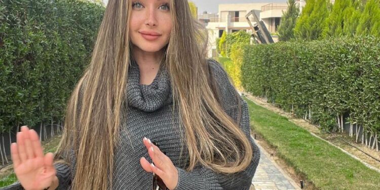 هنا الزاهد في حالة من النشاط الفني ببداية العام الجديد!