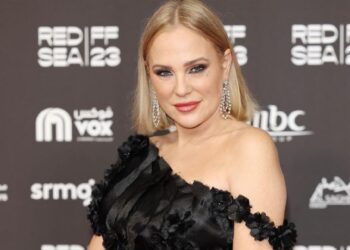 “شيرين رضا” تروج للجزء الثاني من مسلسلها “وبينا معاد”