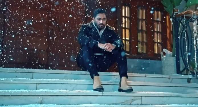 تامر حسني يشوّق لجديده والطابع رومنسي