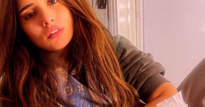 زينة رضا تتعرض لإصابة في ذراعها !