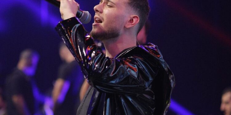 الشامي يُحيي أولى حفلاته في لبنان والمفاجأة كانت..!