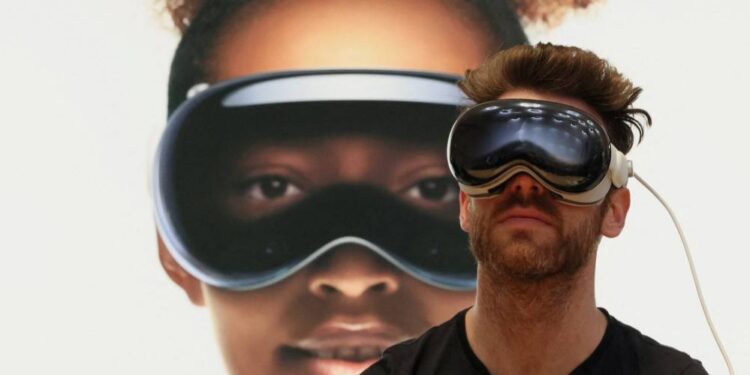 خوذة آبل تقتحم شوارع أميركا