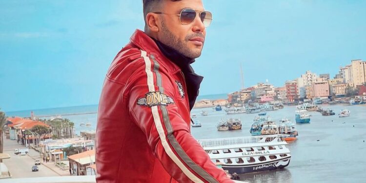 محمد إمام يوّجه رسالة لجمهوره ويقول..