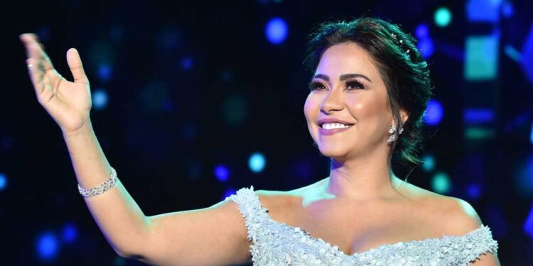 أغنية “الدهب” تُعيد شيرين لجمهورها بعد غياب