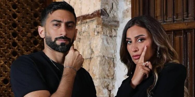 هل يجمع الحب دينا الشربيني وأنس بوخش!