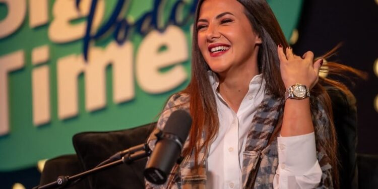 دنيا سمير غانم ونظرتها للسوشيال ميديا