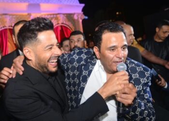 محمد فؤاد يحتفل بزفاف نجله مع الأصدقاء