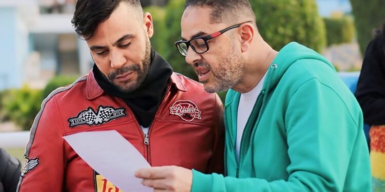 محمد إمام يتوجه بشكر لمخرج مسلسله “كوبرا”