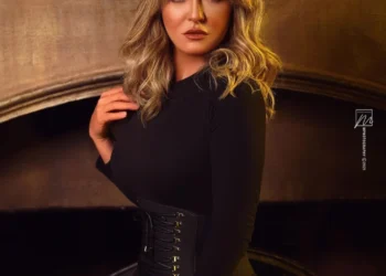 علا غانم تنفي اعتزالها وتوجه الاتهام لطليقها