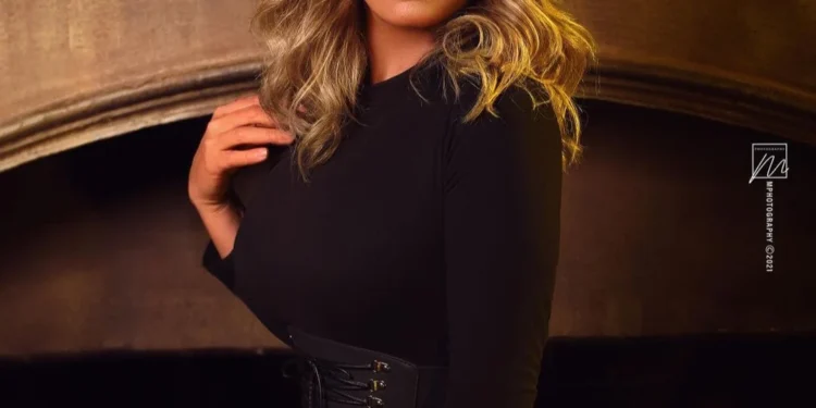 علا غانم تنفي اعتزالها وتوجه الاتهام لطليقها