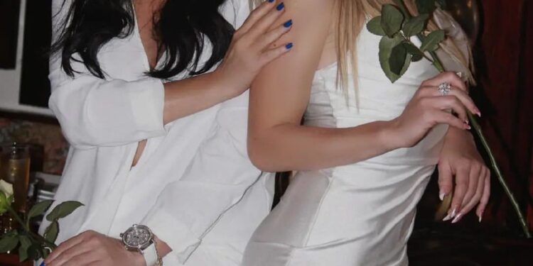 باميلا الكيك تحتفل بعيد ميلادها