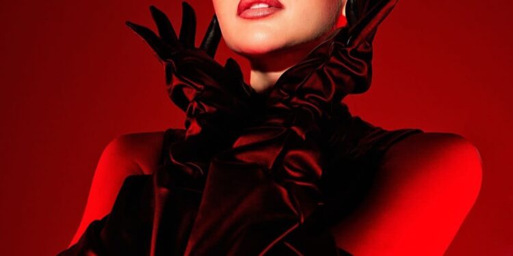 هنا الزاهد بطلة فيديو كليب محمود العسيلي