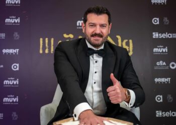 عمرو يوسف ينفي شائعات انفصاله عن زوجته