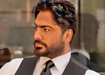 تامر حسني يساند مدير “روتانا” بأزمته الصحية