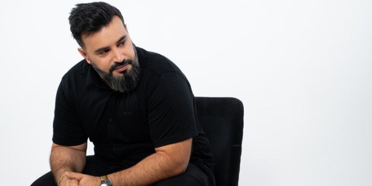 واصف حبيب يسعى للاختلاف وجديده “أنت عشق