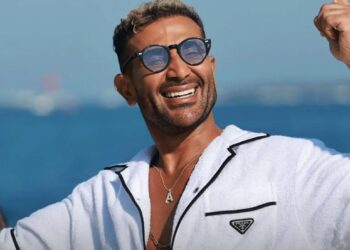 أحمد سعد يتعرض لانتقادات والسبب “خلخال