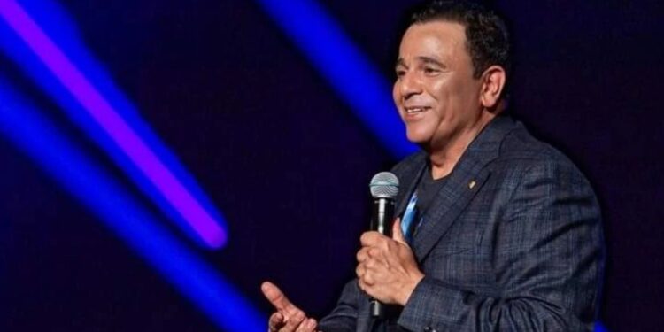 محمد فؤاد ينفي تعرضه لجلطة دماغية