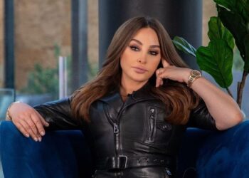 إليسا وموقف أثار الجدل في حفلها ببيروت