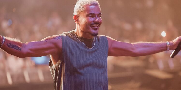 حفل استثنائي لعمرو دياب في الرياض