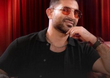 أحمد سعد يعلن عن “321”