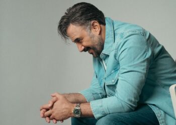 قصي خولي يتراجع عن رسالة وجهها للجمهور