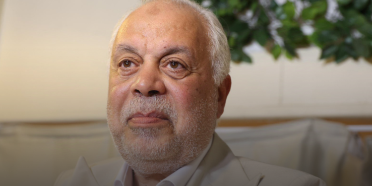 أشرف زكي يدعو نجوم مصر لوقفة تضامنية مع لبنان