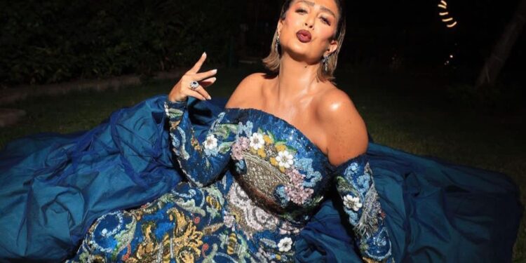 ماذا حدث مع النجمة غادة عبد الرازق خلال مهرجان الفضائيات العربية